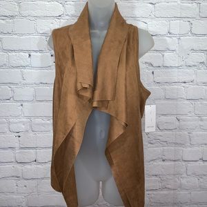 Karen Kane Camel Faux Suede Vest Large